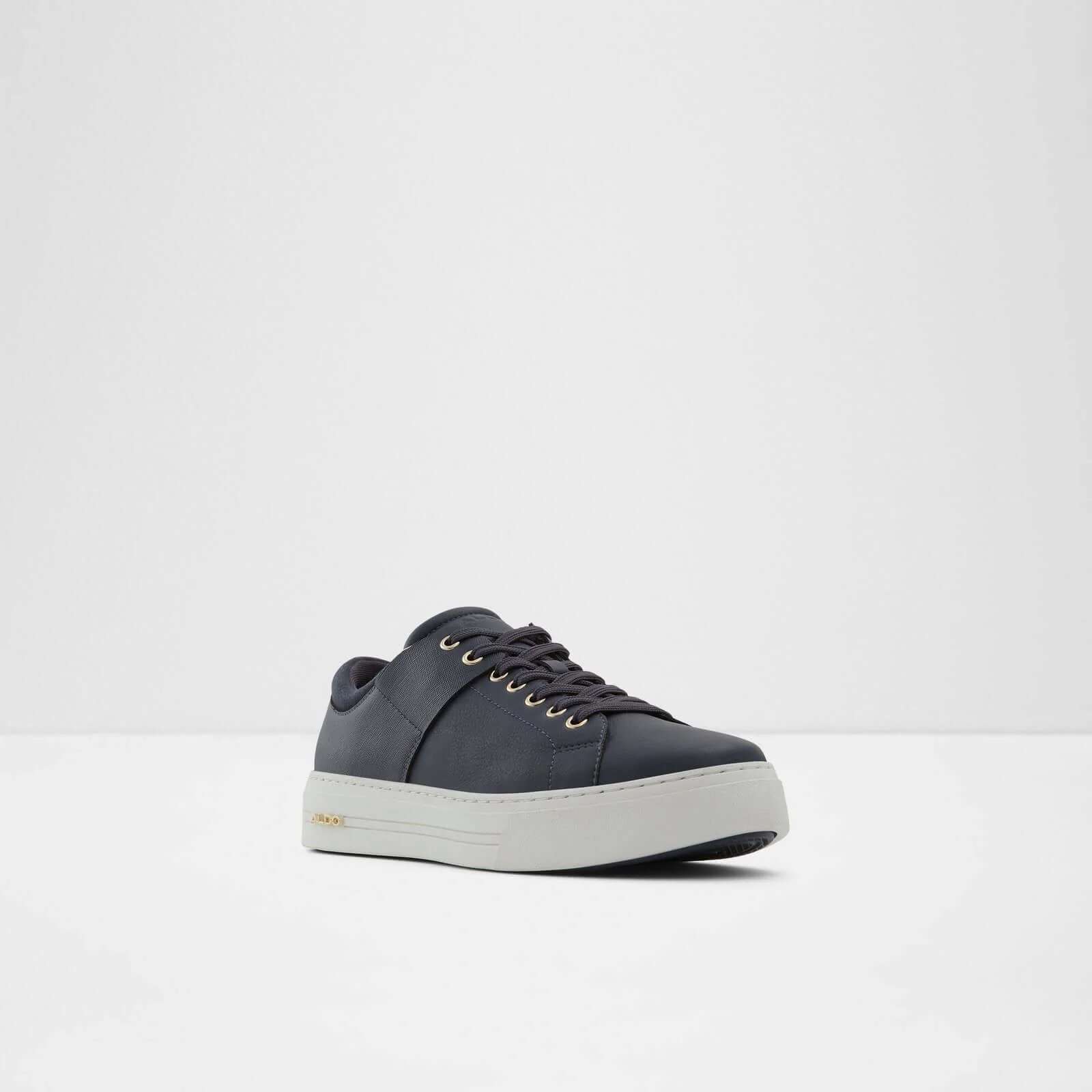 Agassi - Image 5