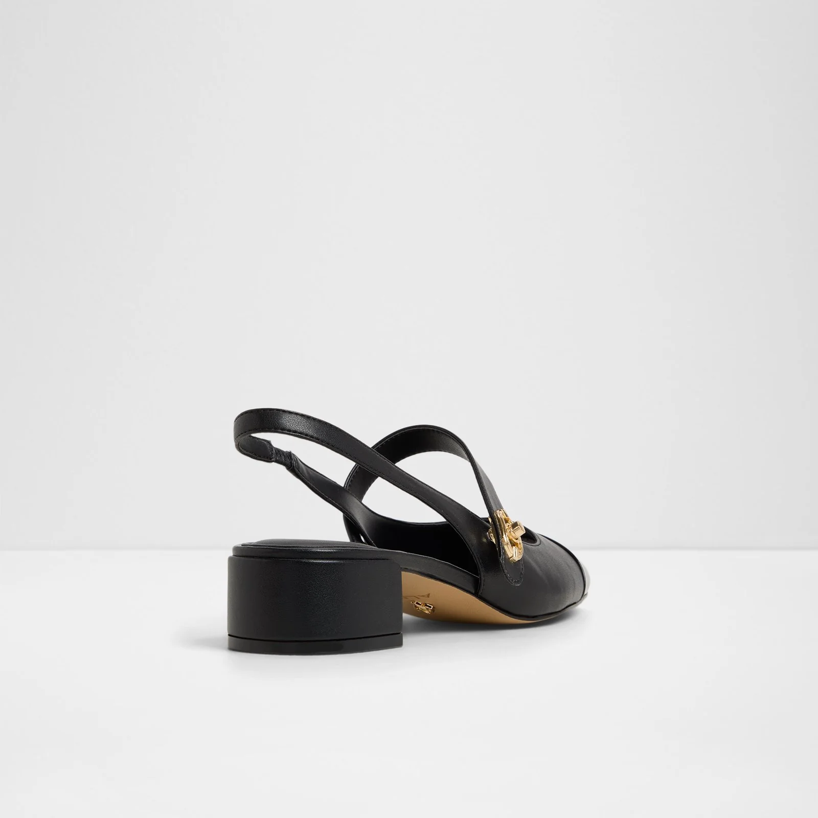 Agathe - Image 3