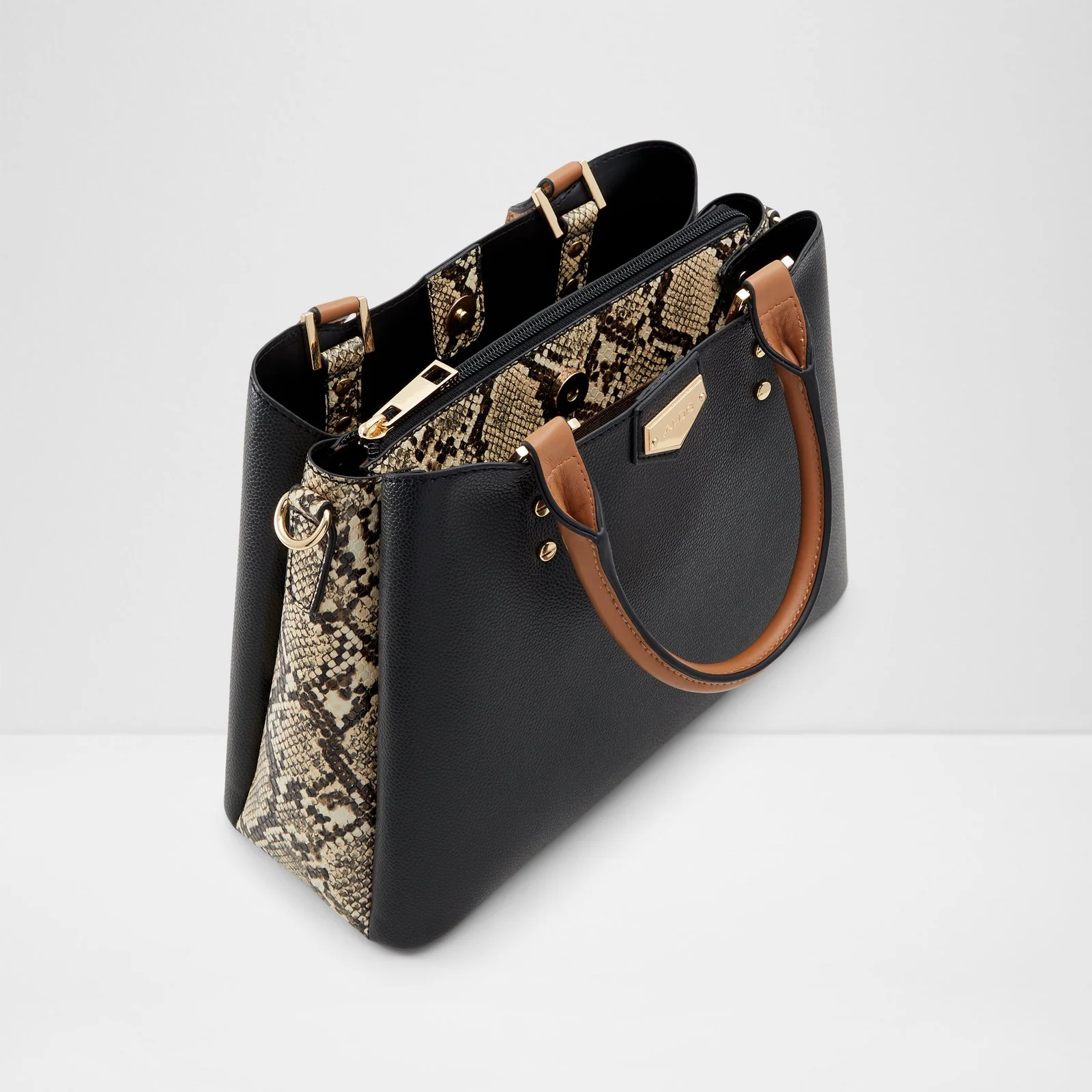 Caraever - Image 4