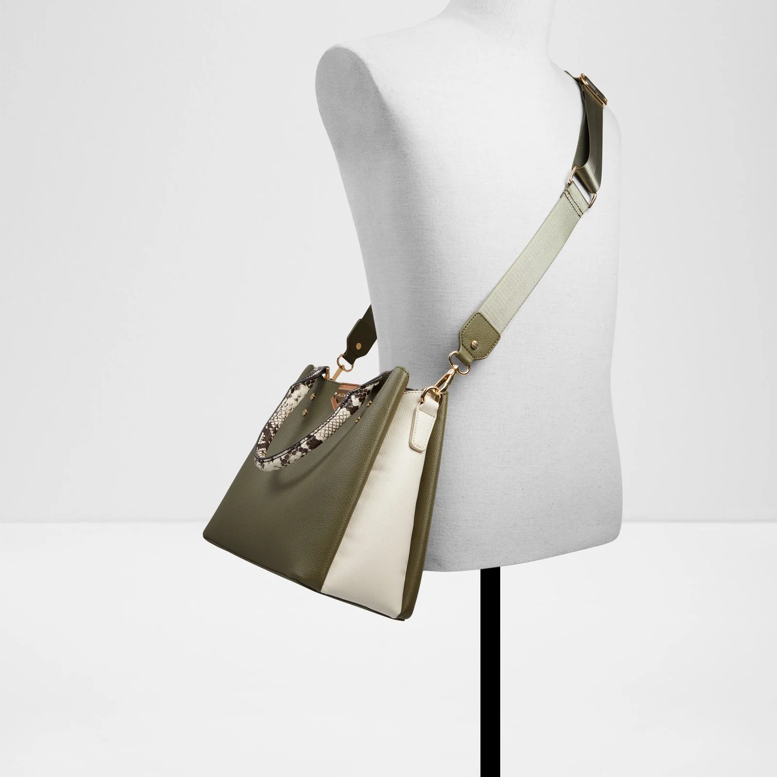 Caraever - Image 5