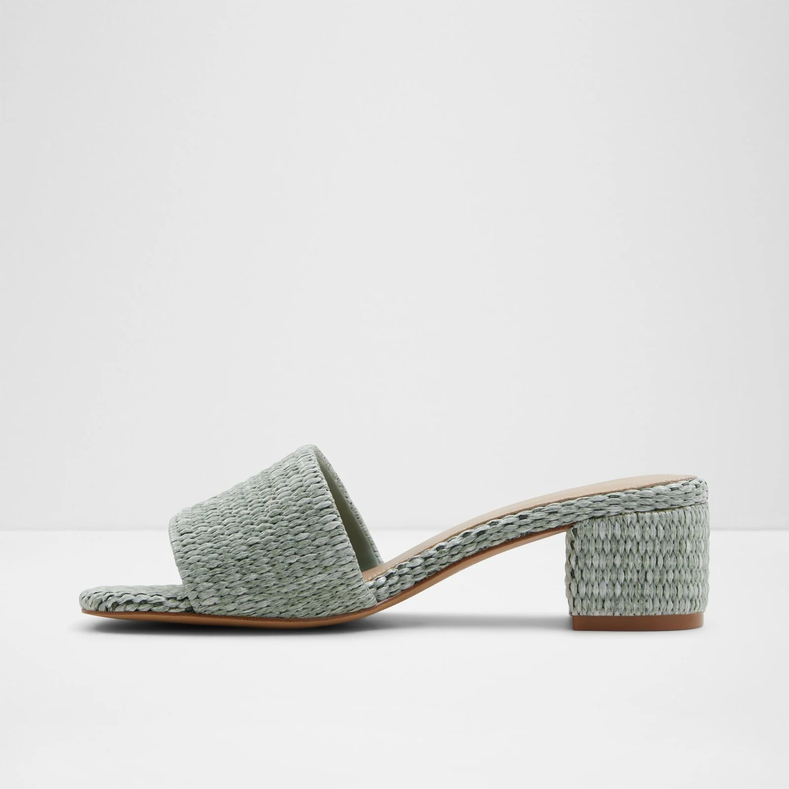 Claudina - Image 4