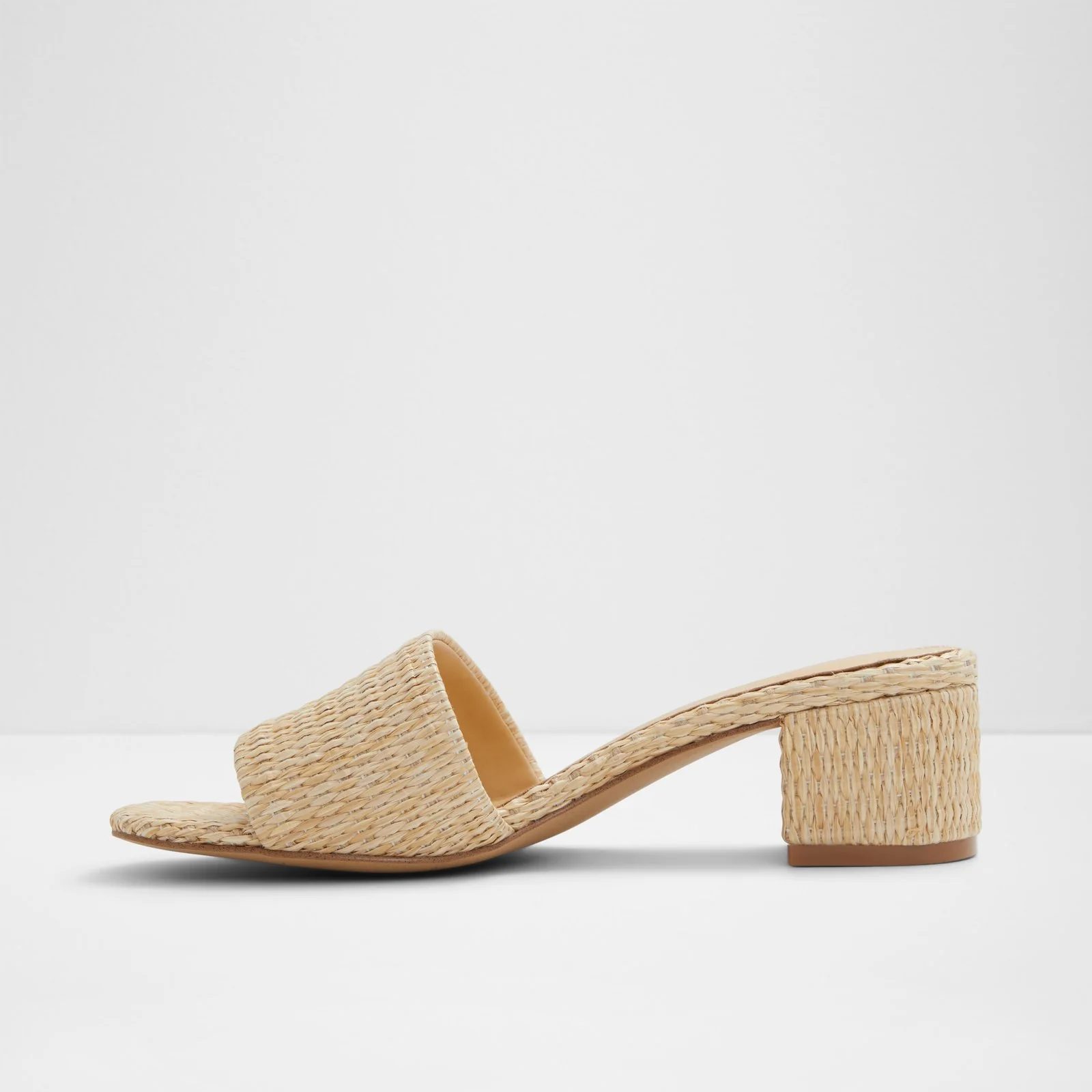 Claudina - Image 4