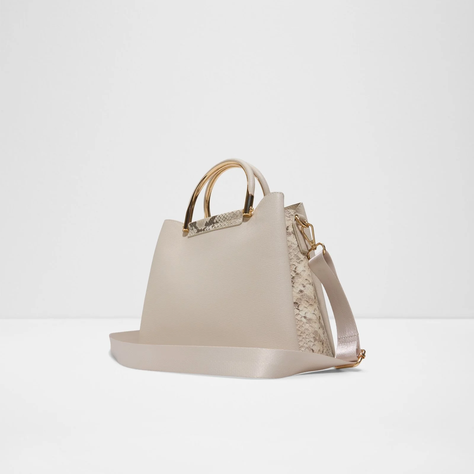 Cloena - Image 3