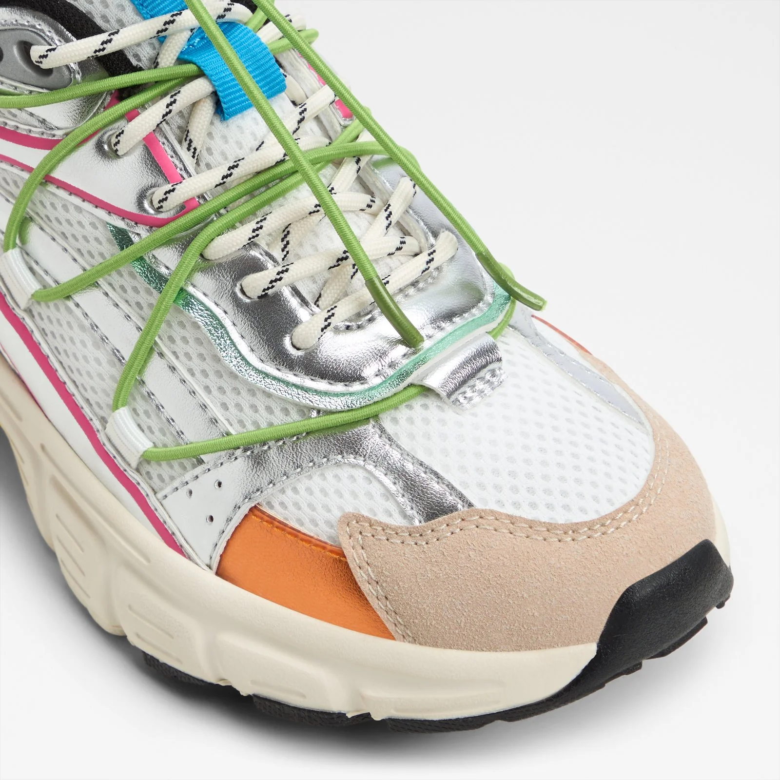 Clubfly - Image 6
