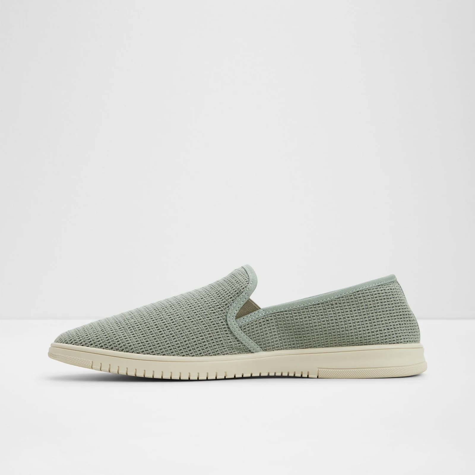 Coastbreeze - Image 4
