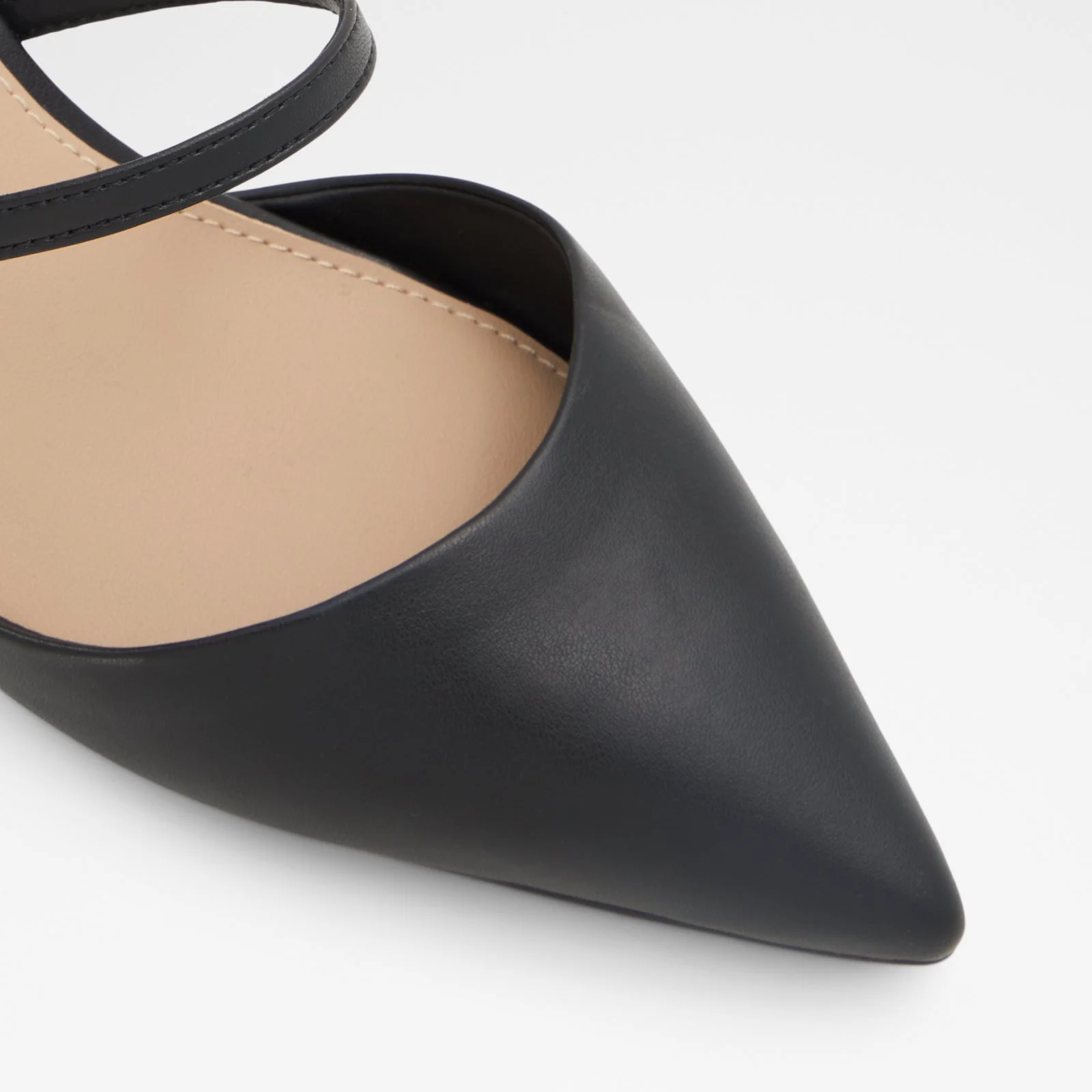 Collette - Image 6