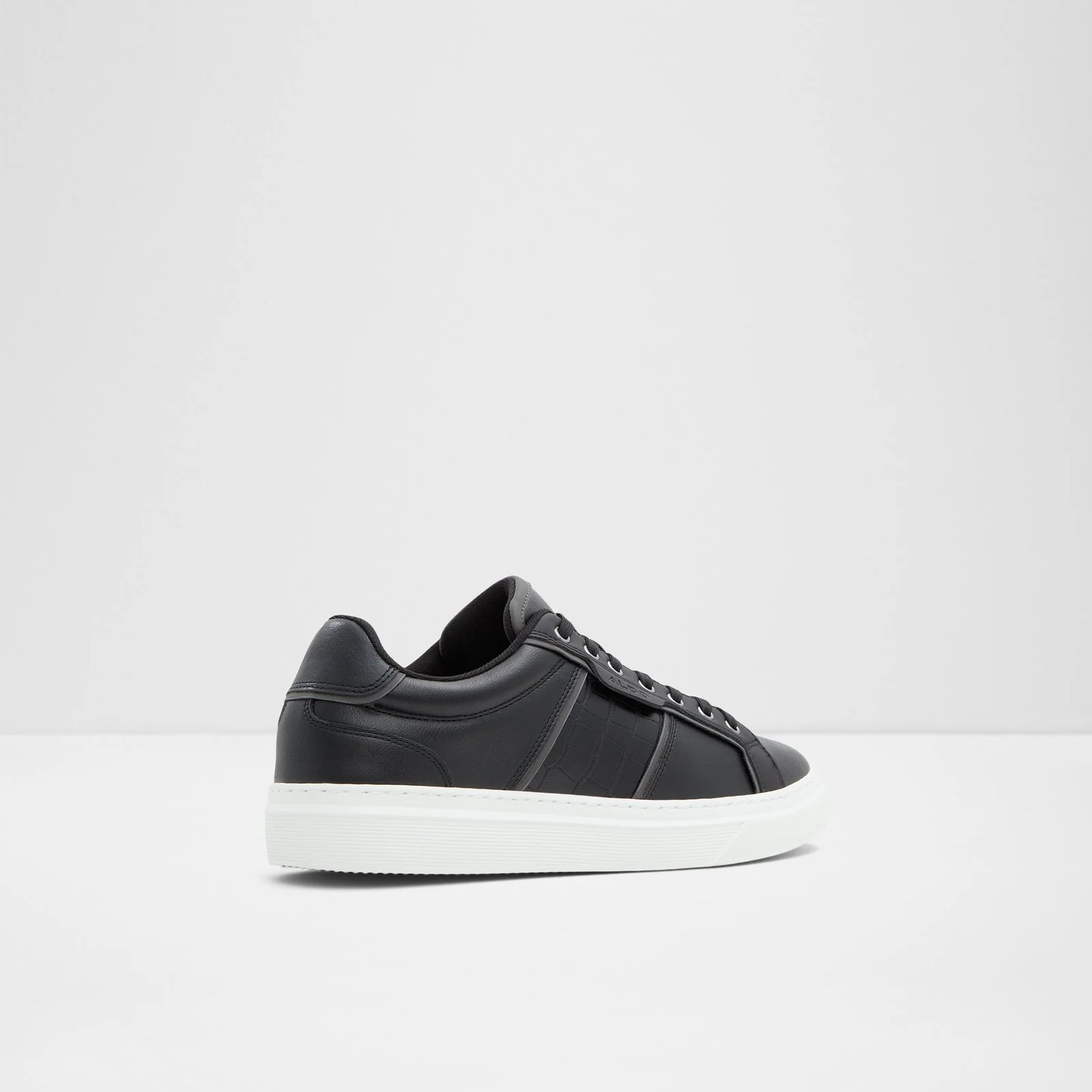 Courtline - Image 4