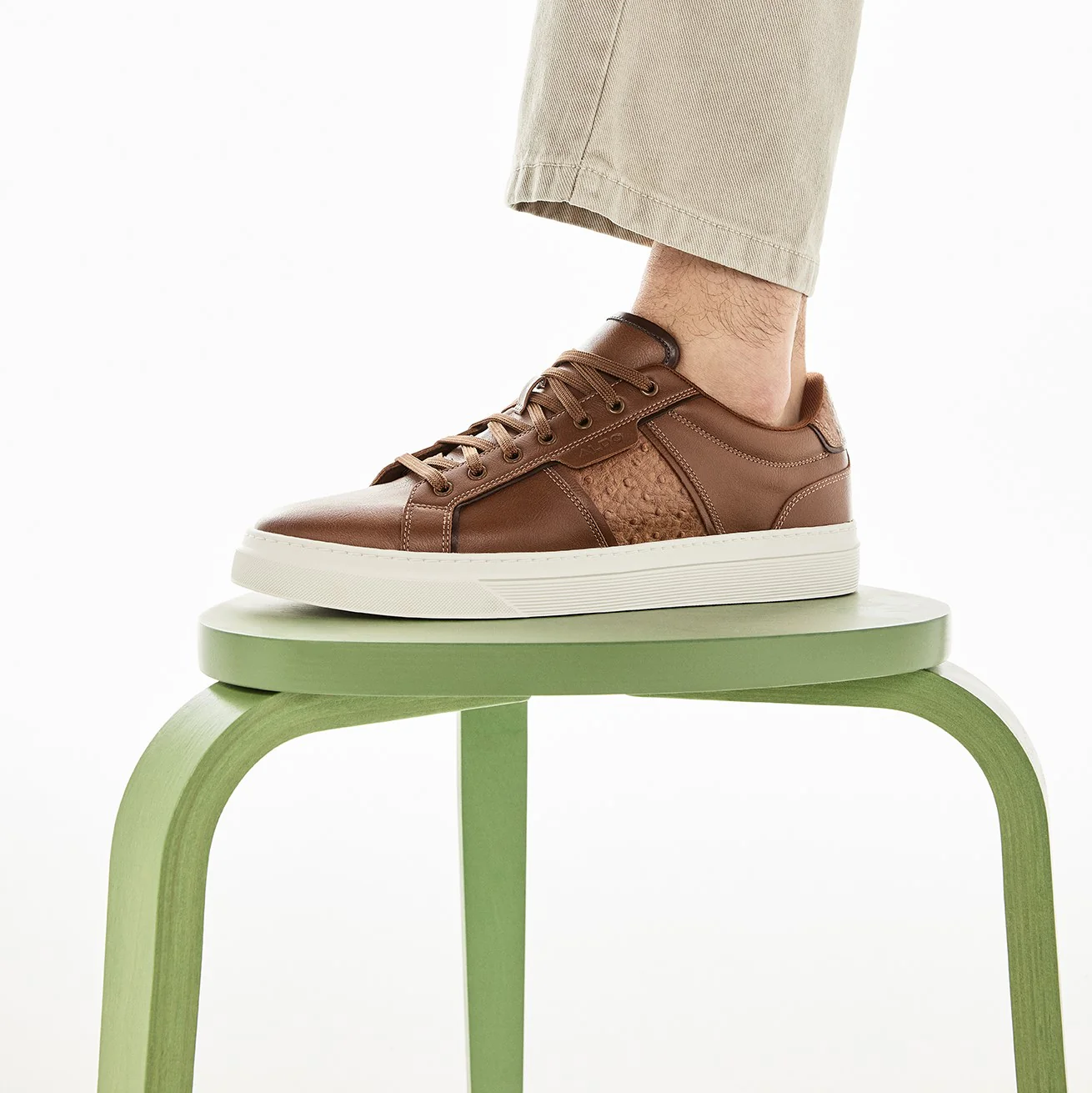 Courtline - Image 2