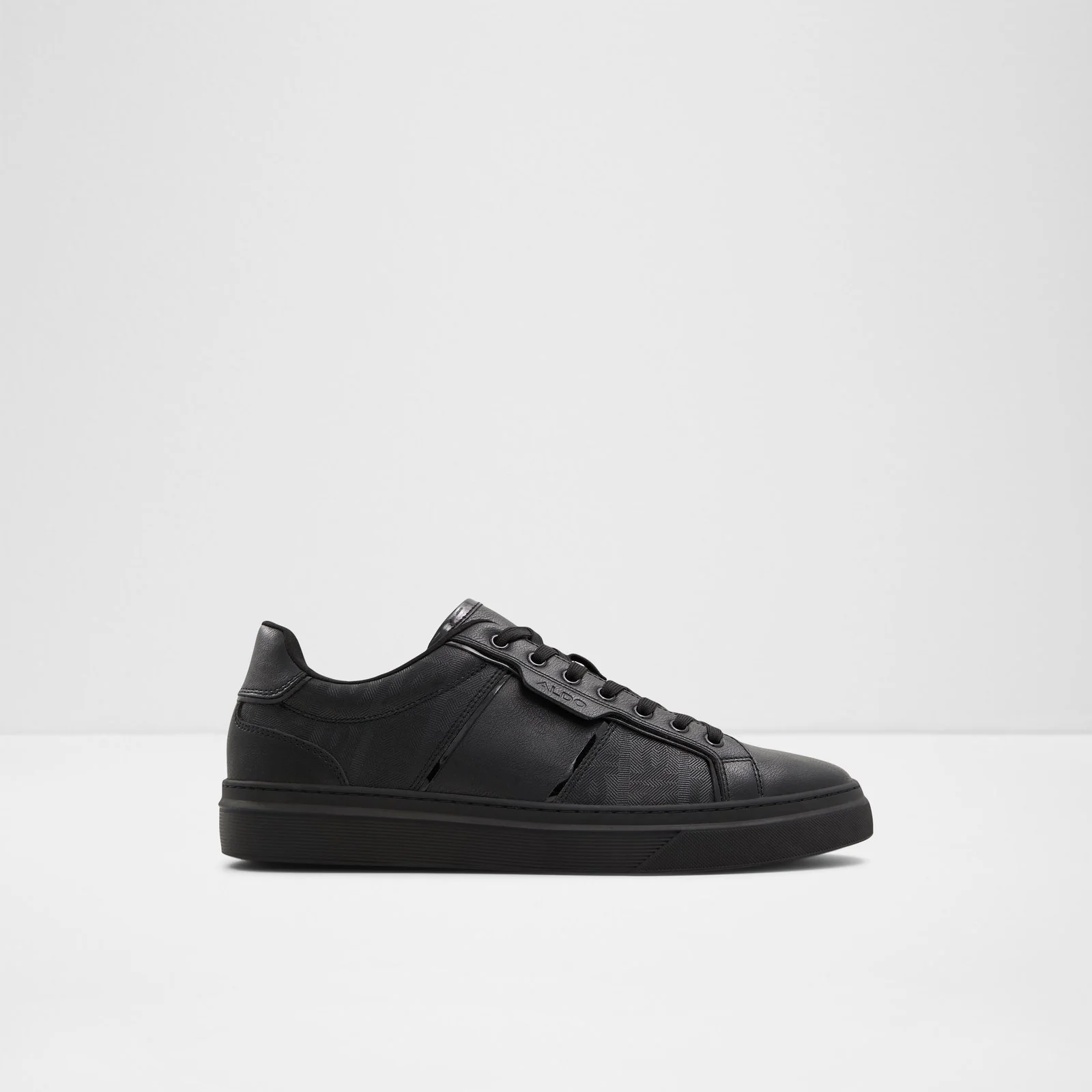 Courtline - Image 2