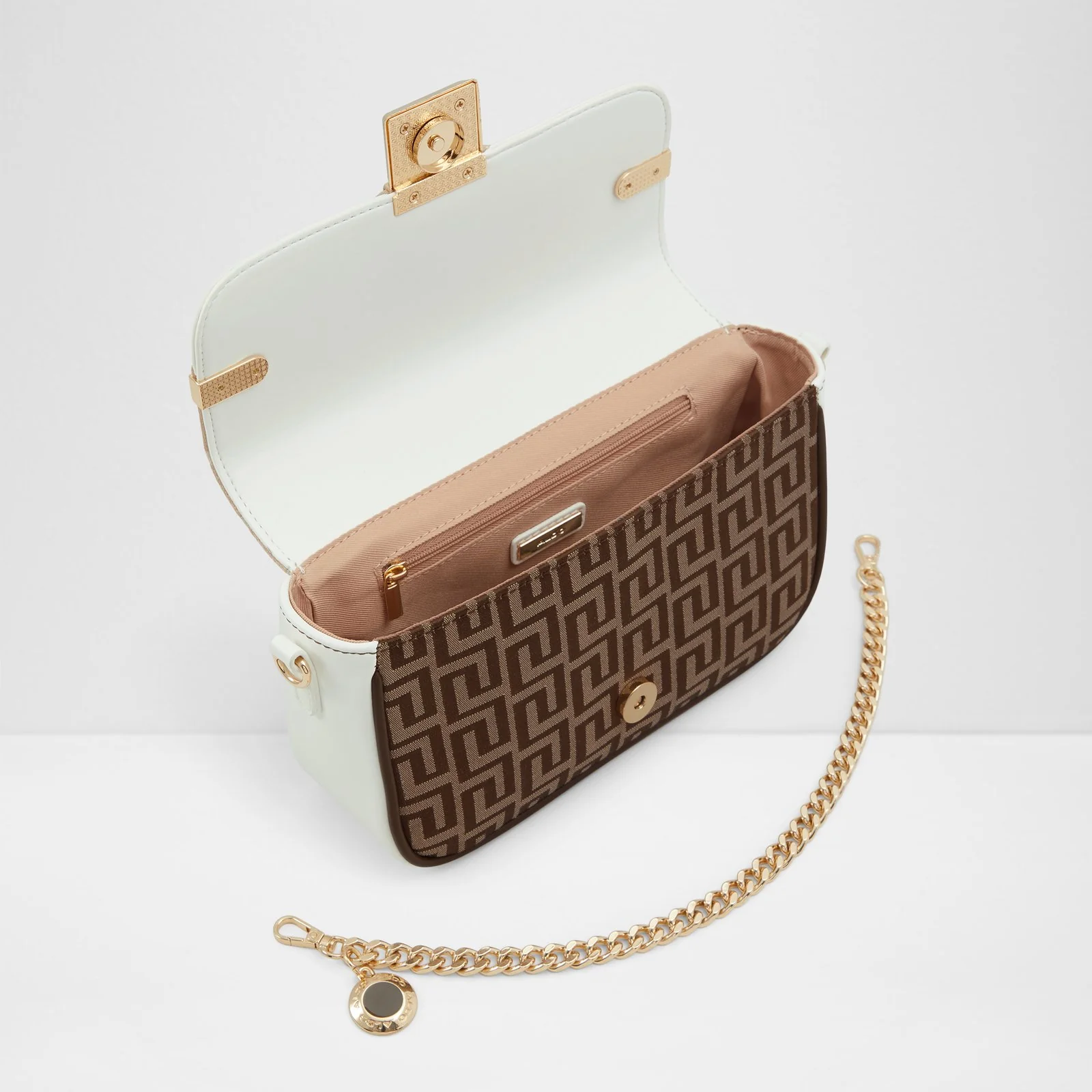 Dallina - Image 4