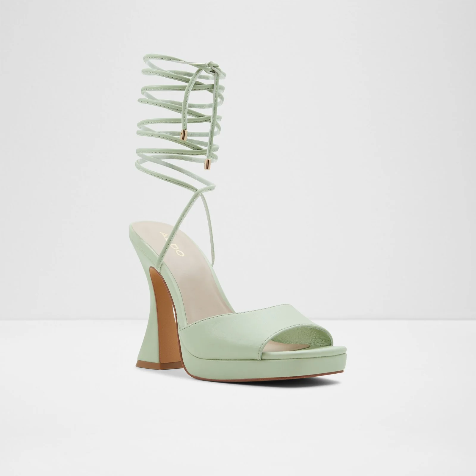 Daphnee - Image 5