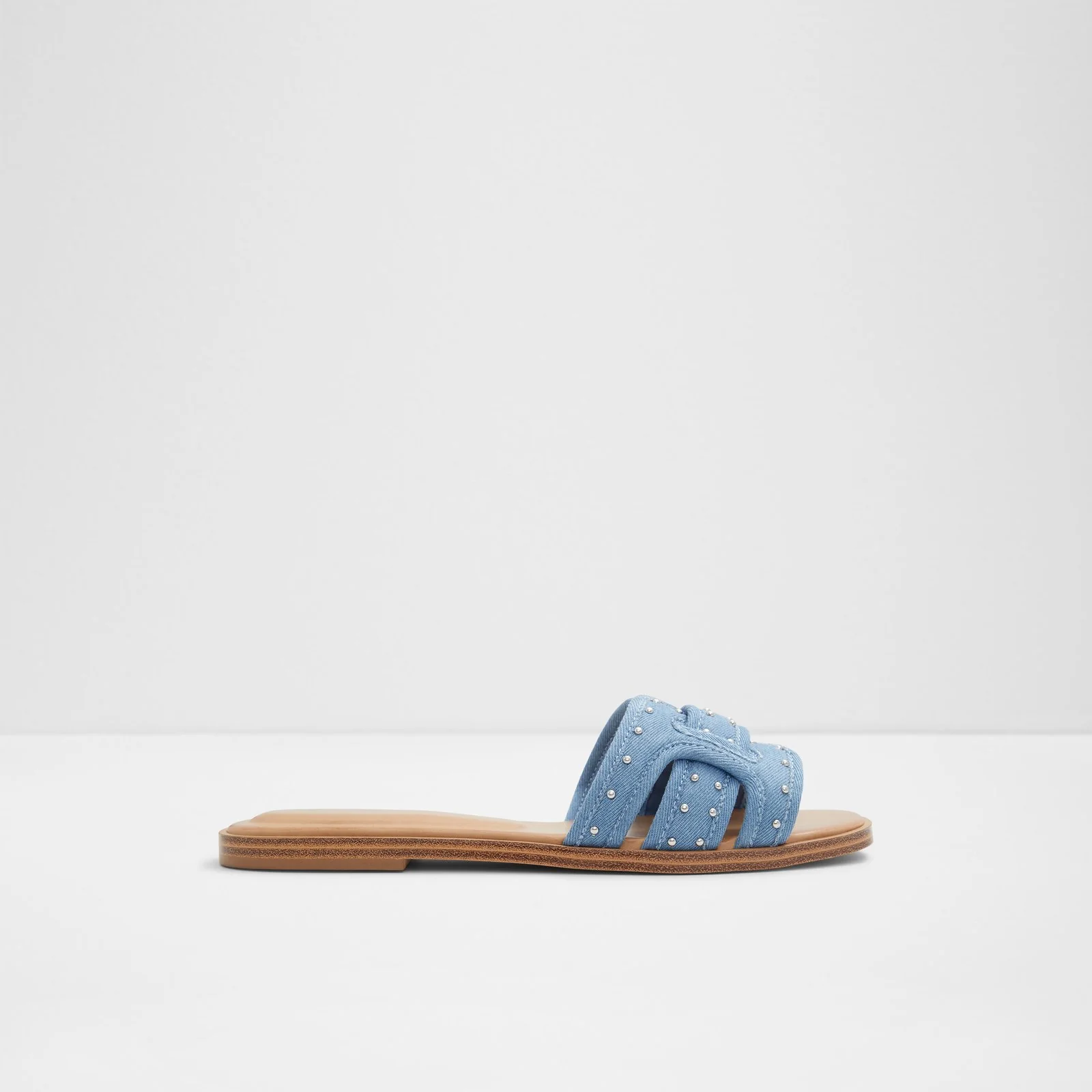 Elenaa - Image 9
