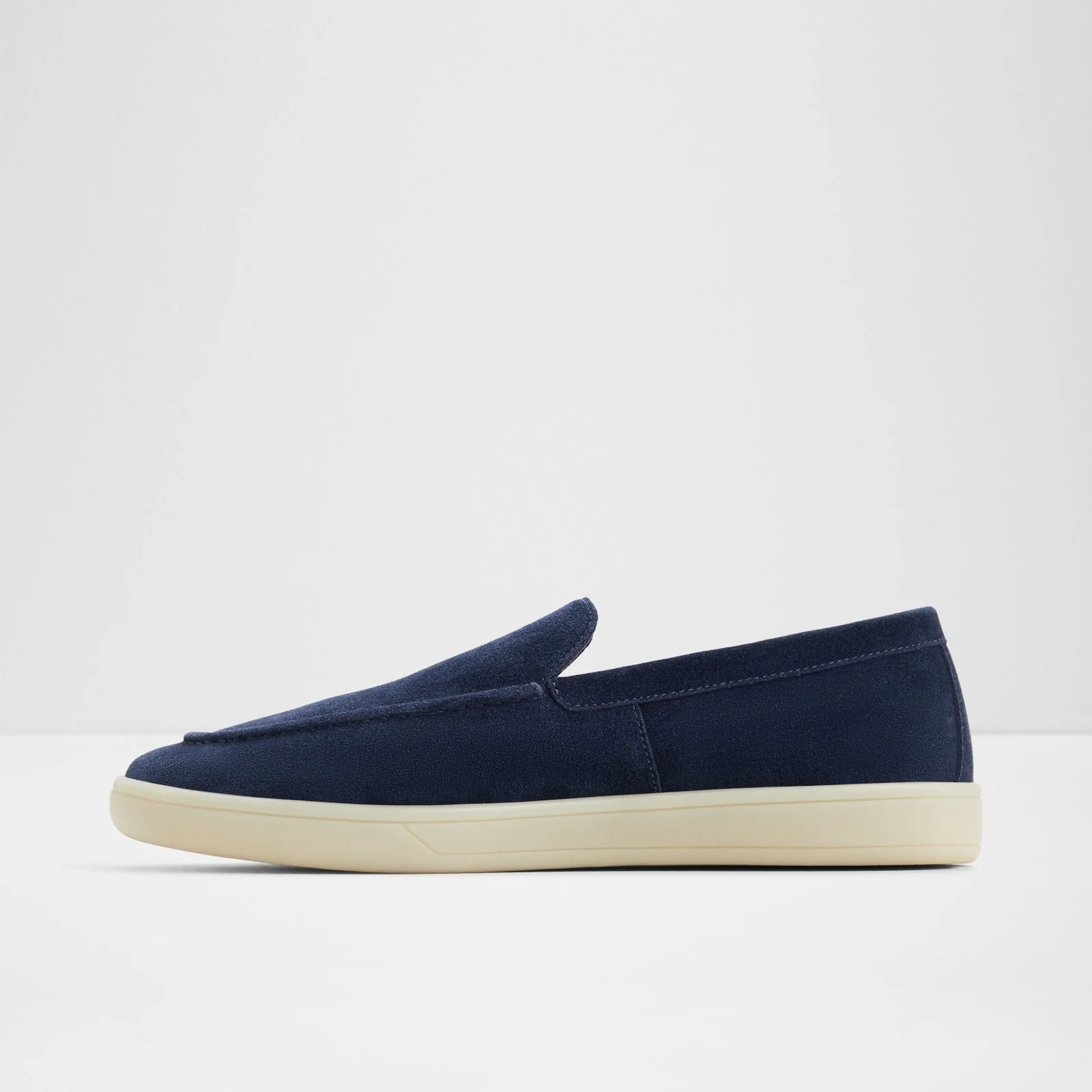 Eton - Image 4