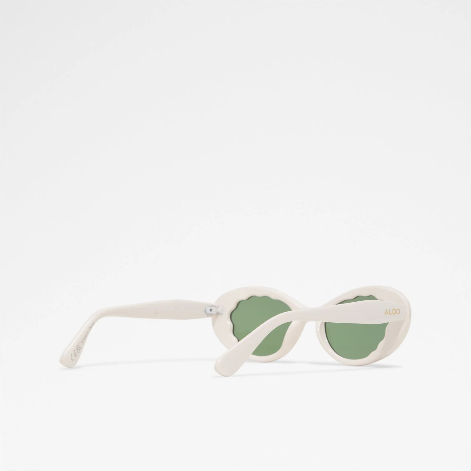 European - Image 4