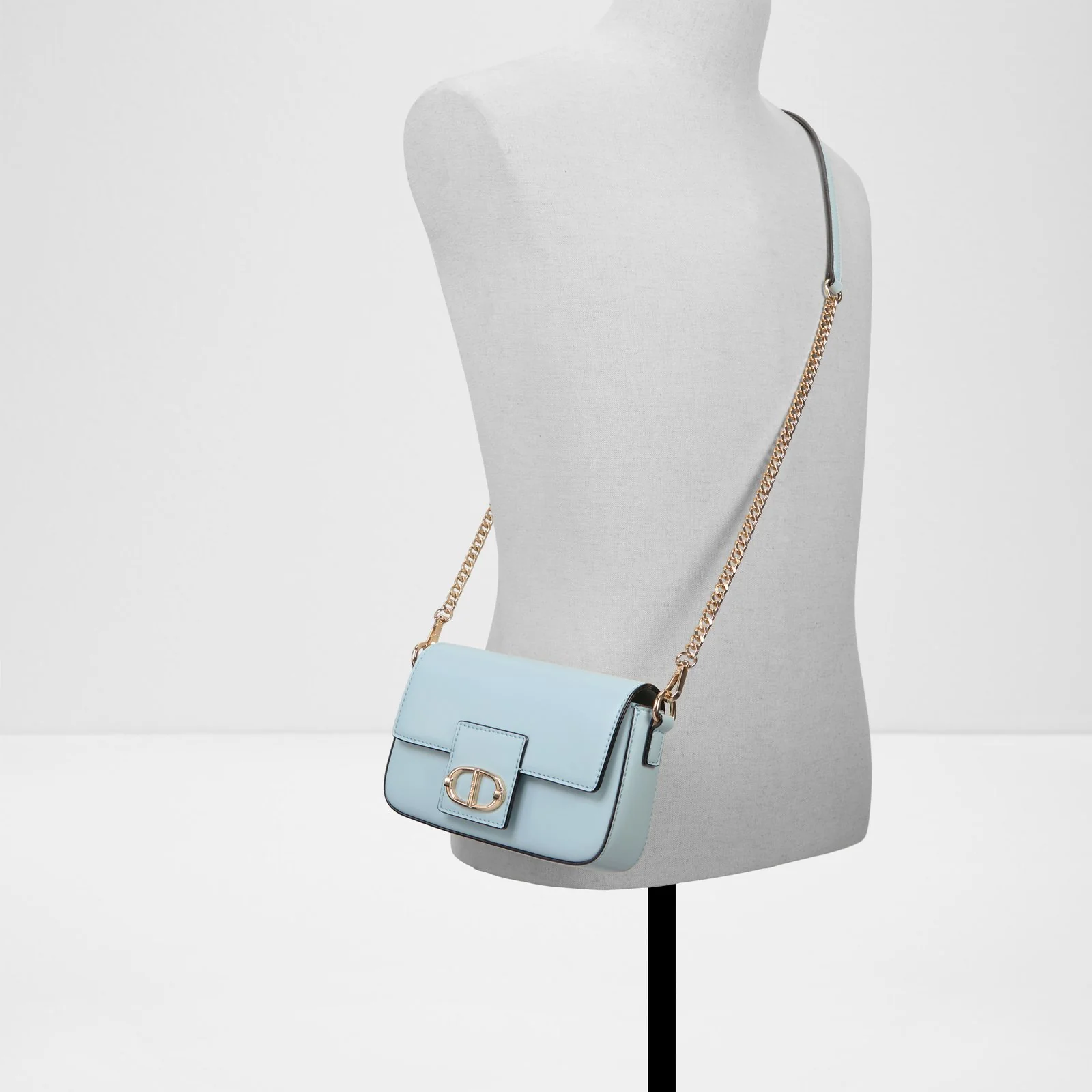 Exquisite - Image 5