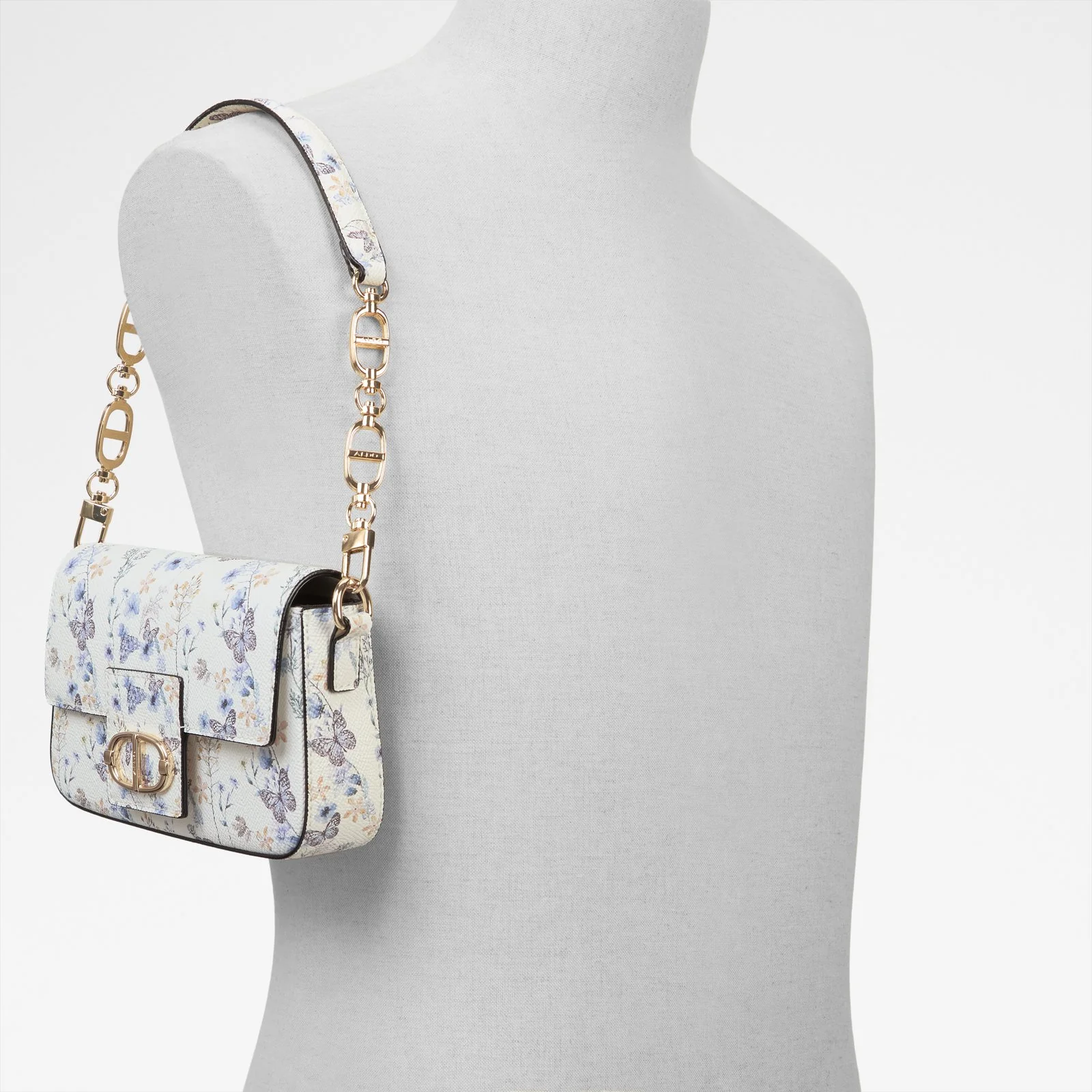 Exquisite - Image 6