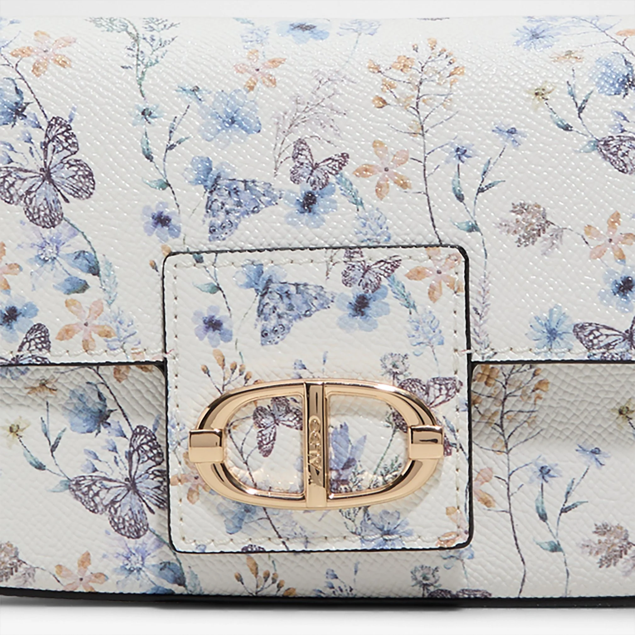 Exquisite - Image 8