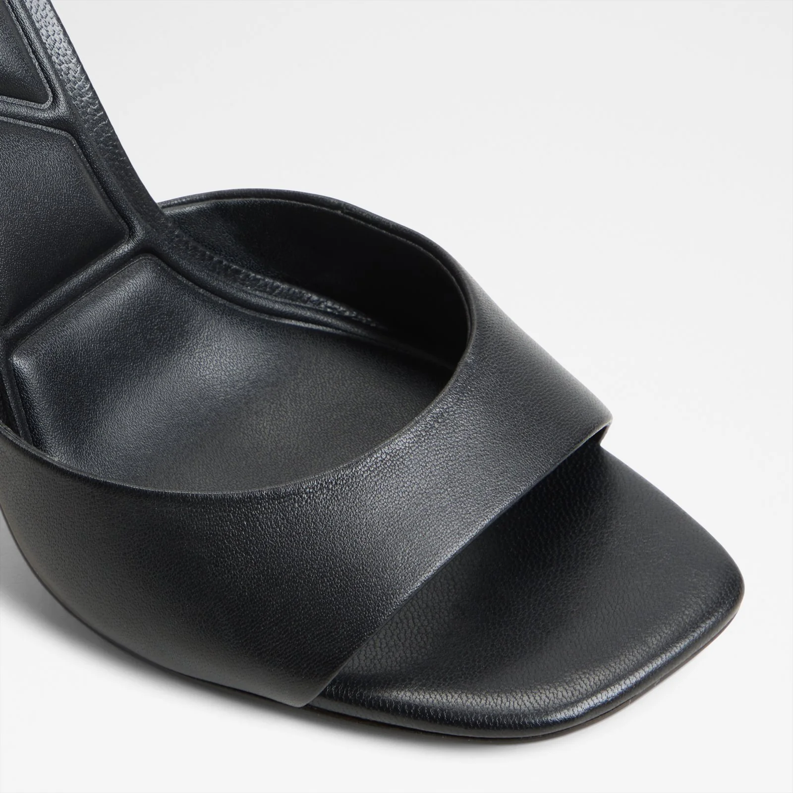 Florianna - Image 6