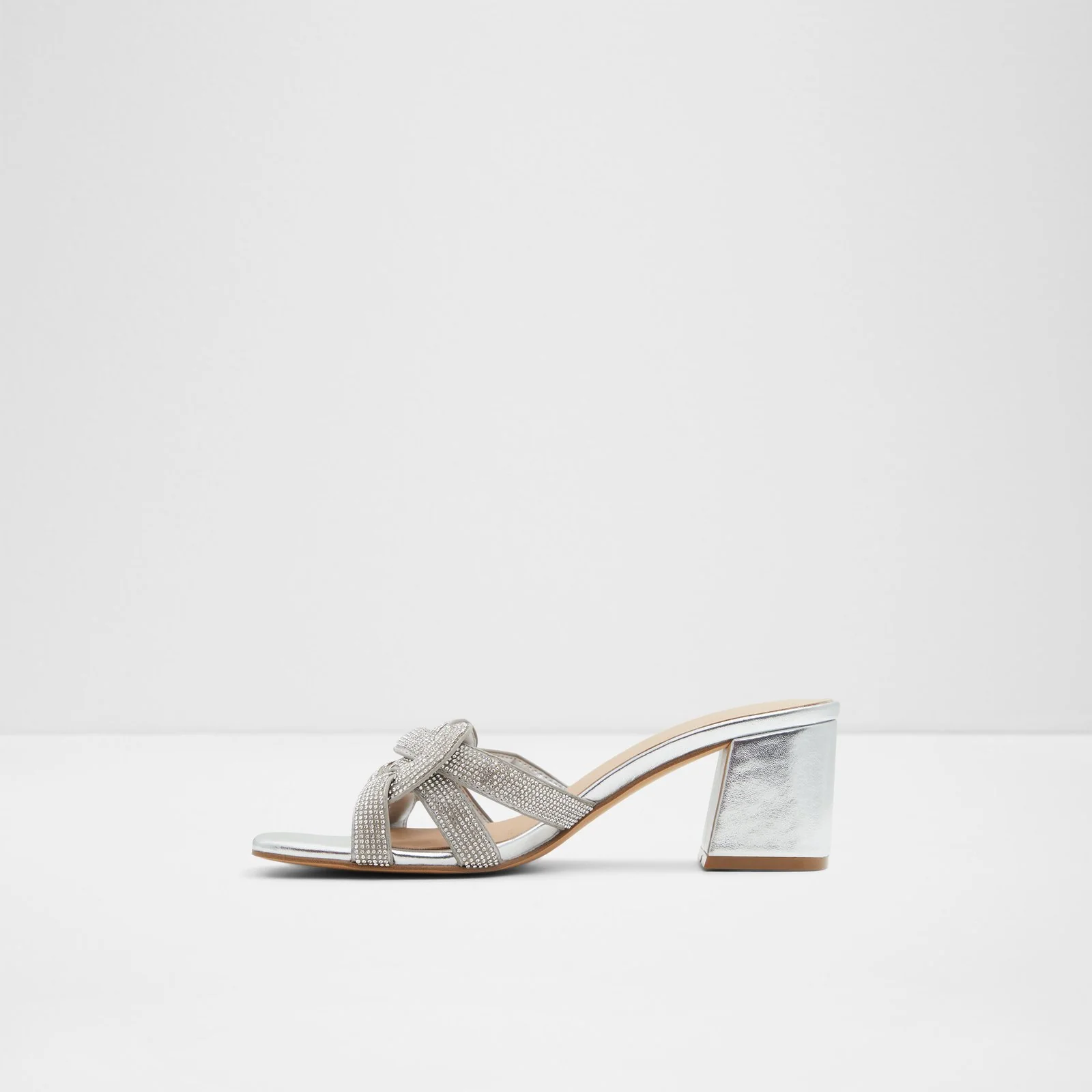 Grandly - Image 4
