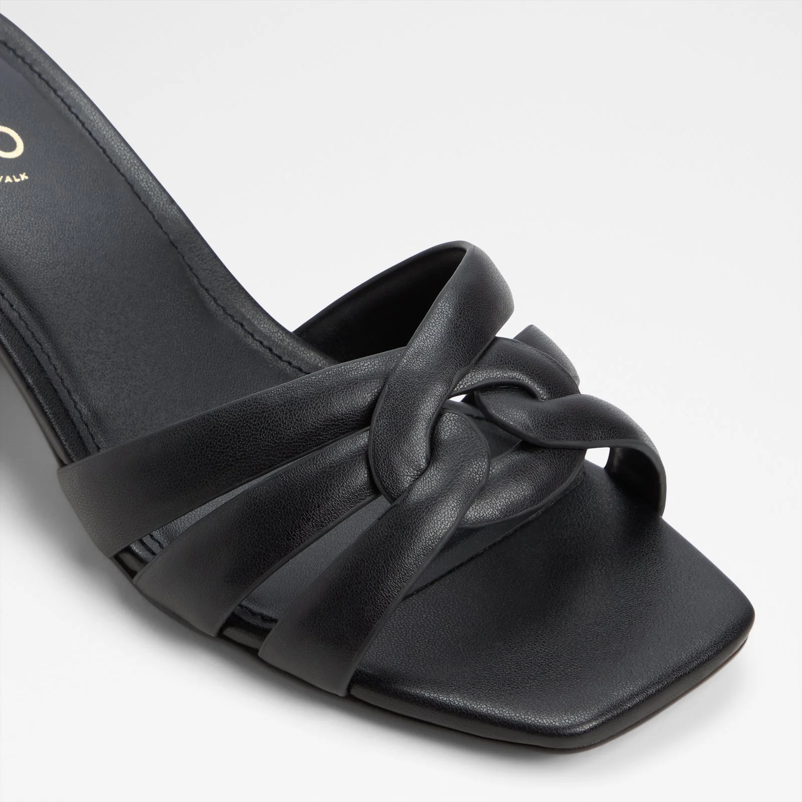 Hanne - Image 6