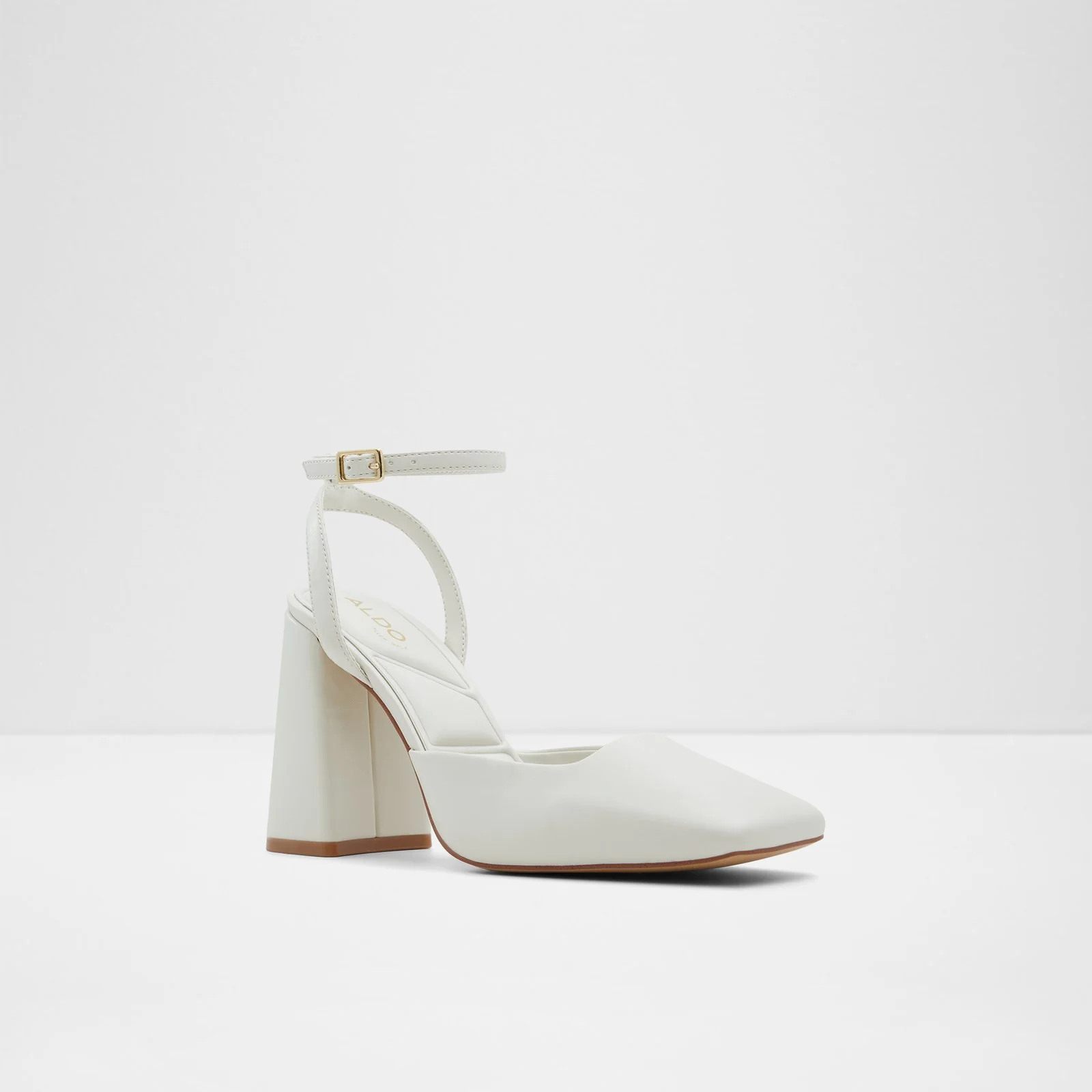 Ingenue - Image 5