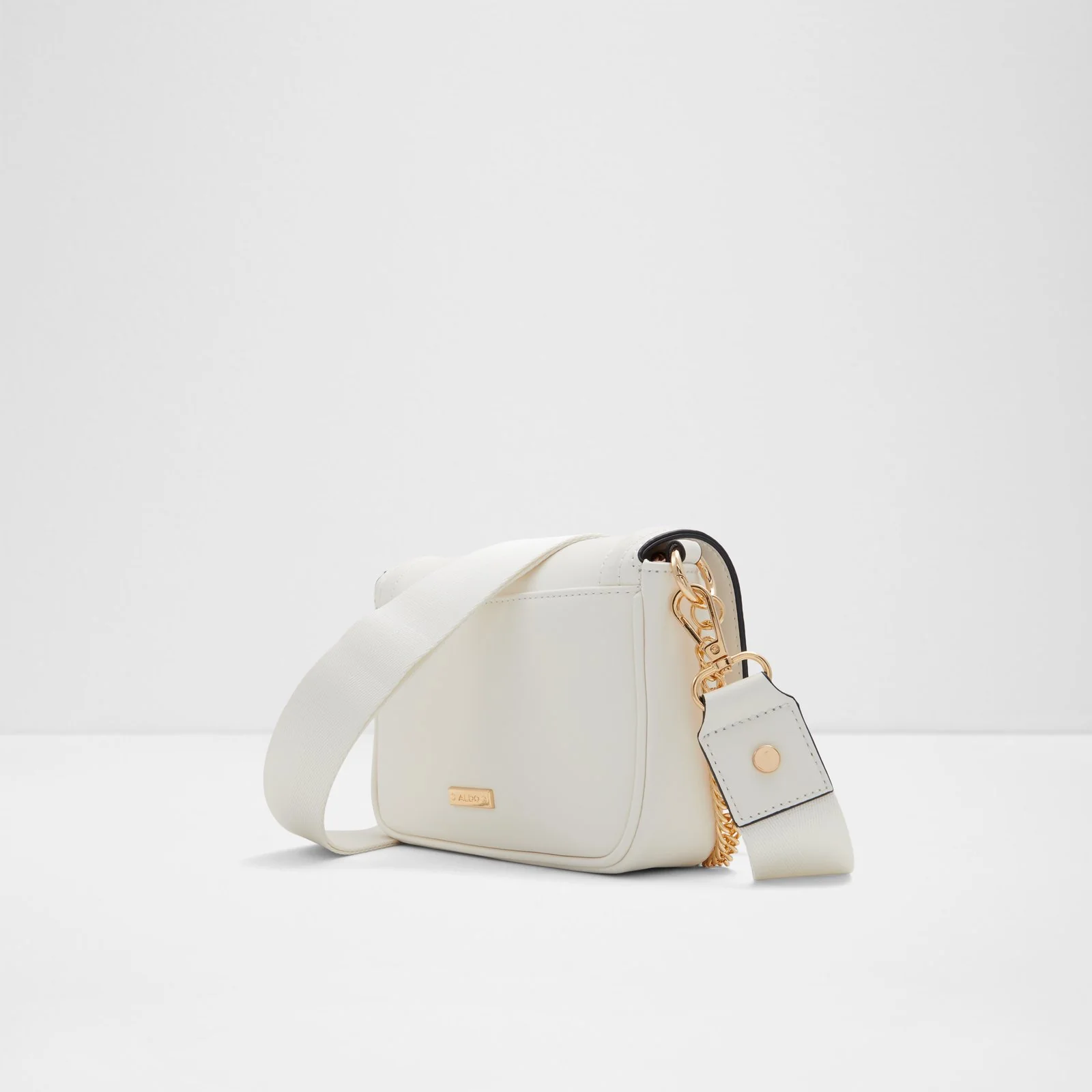 Johna - Image 3