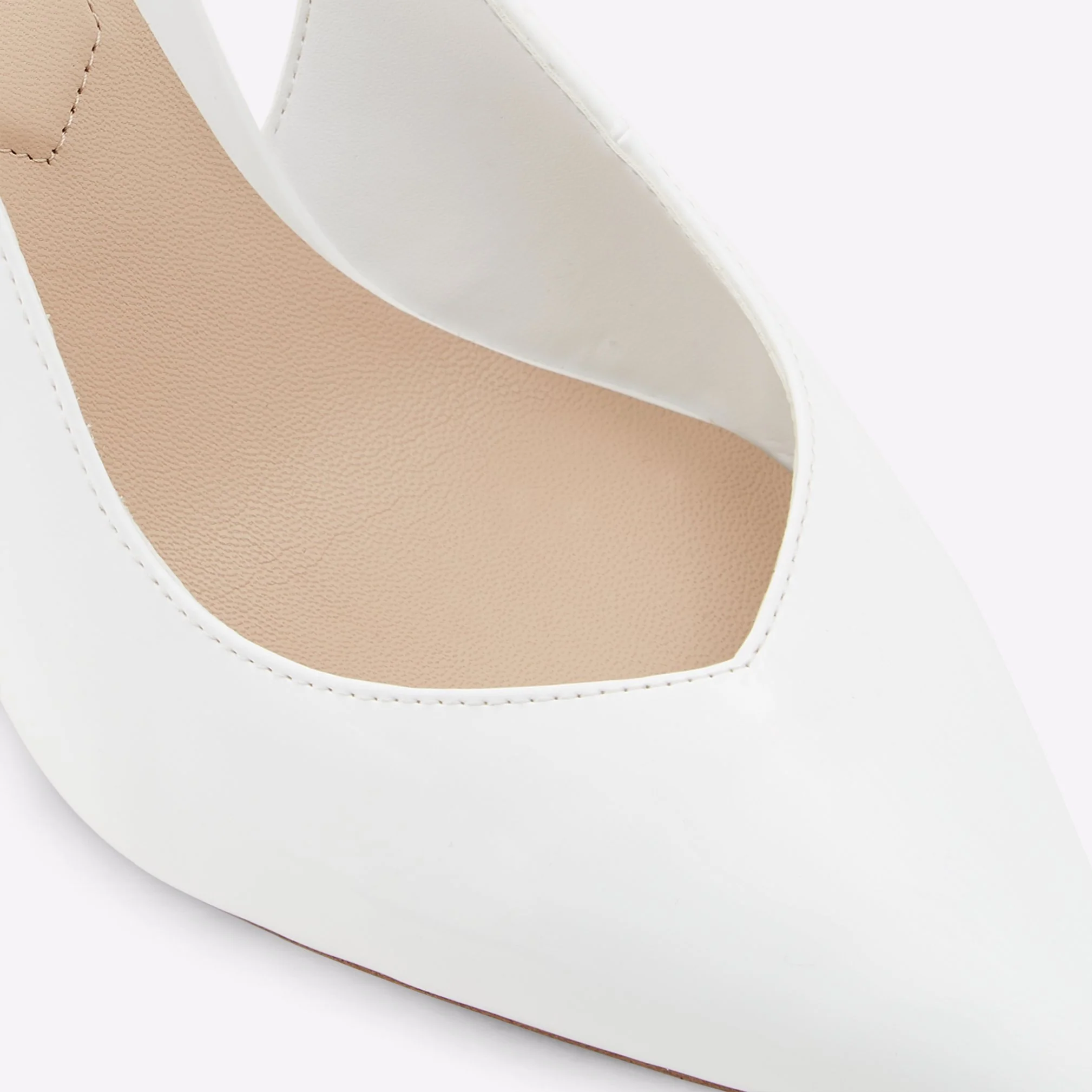 Julietta - Image 7