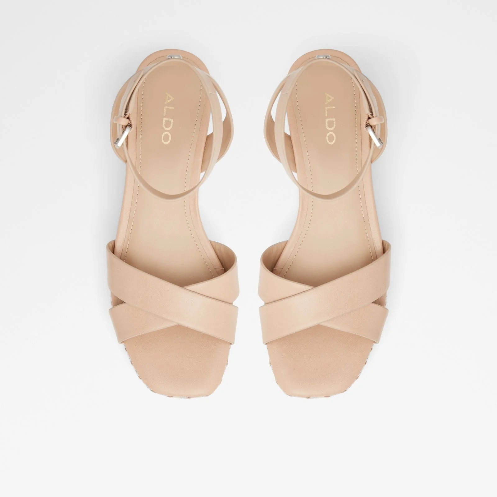 Launia - Image 7
