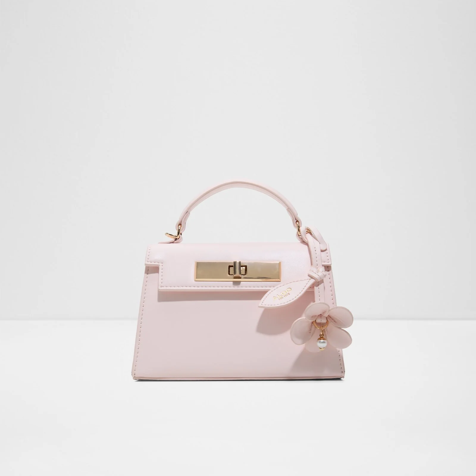 Leora - Image 2