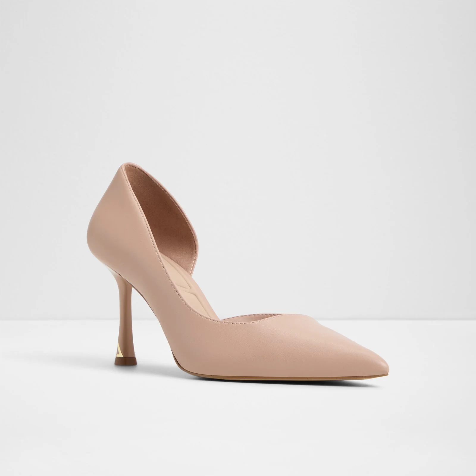Livianna - Image 5