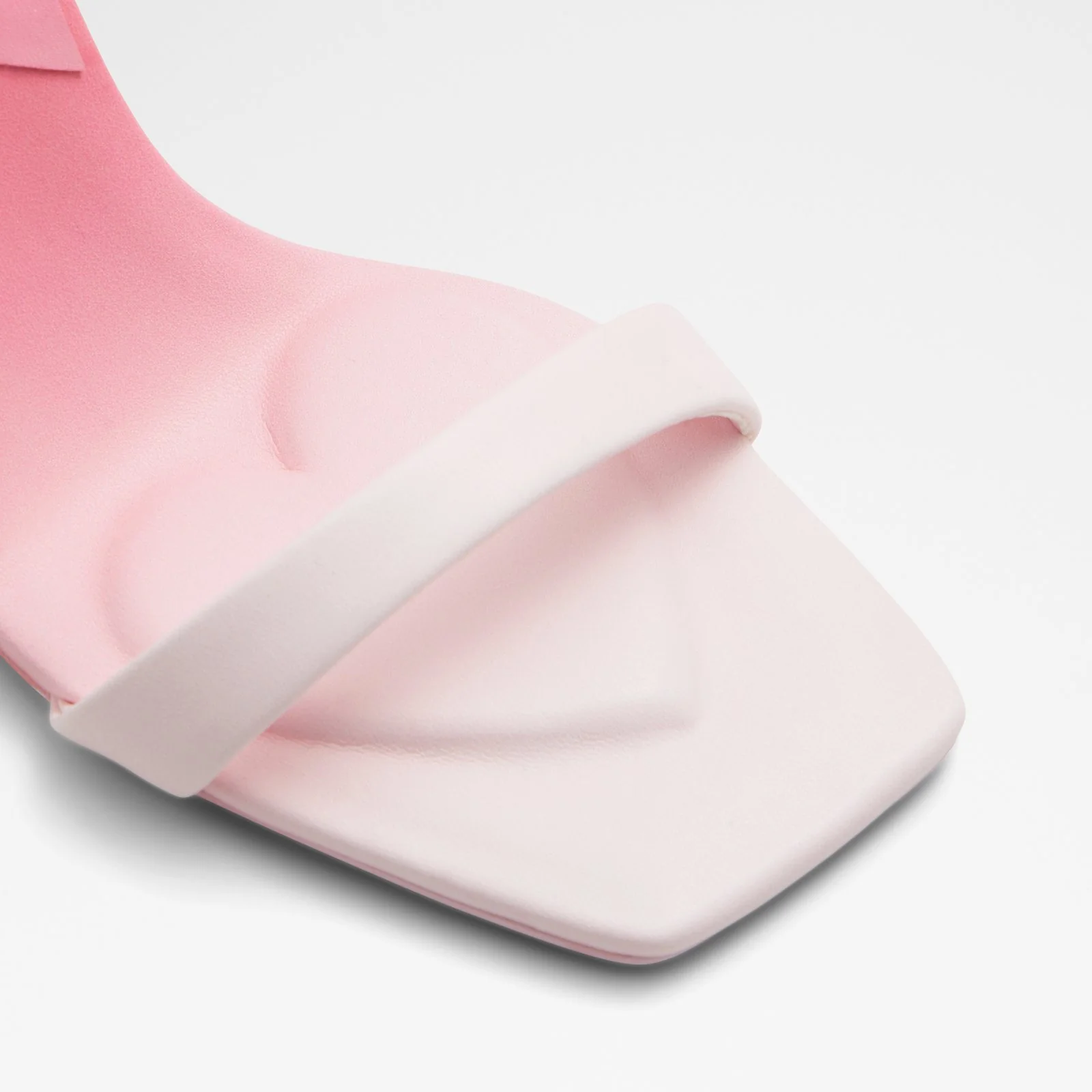 Lovethrone - Image 6