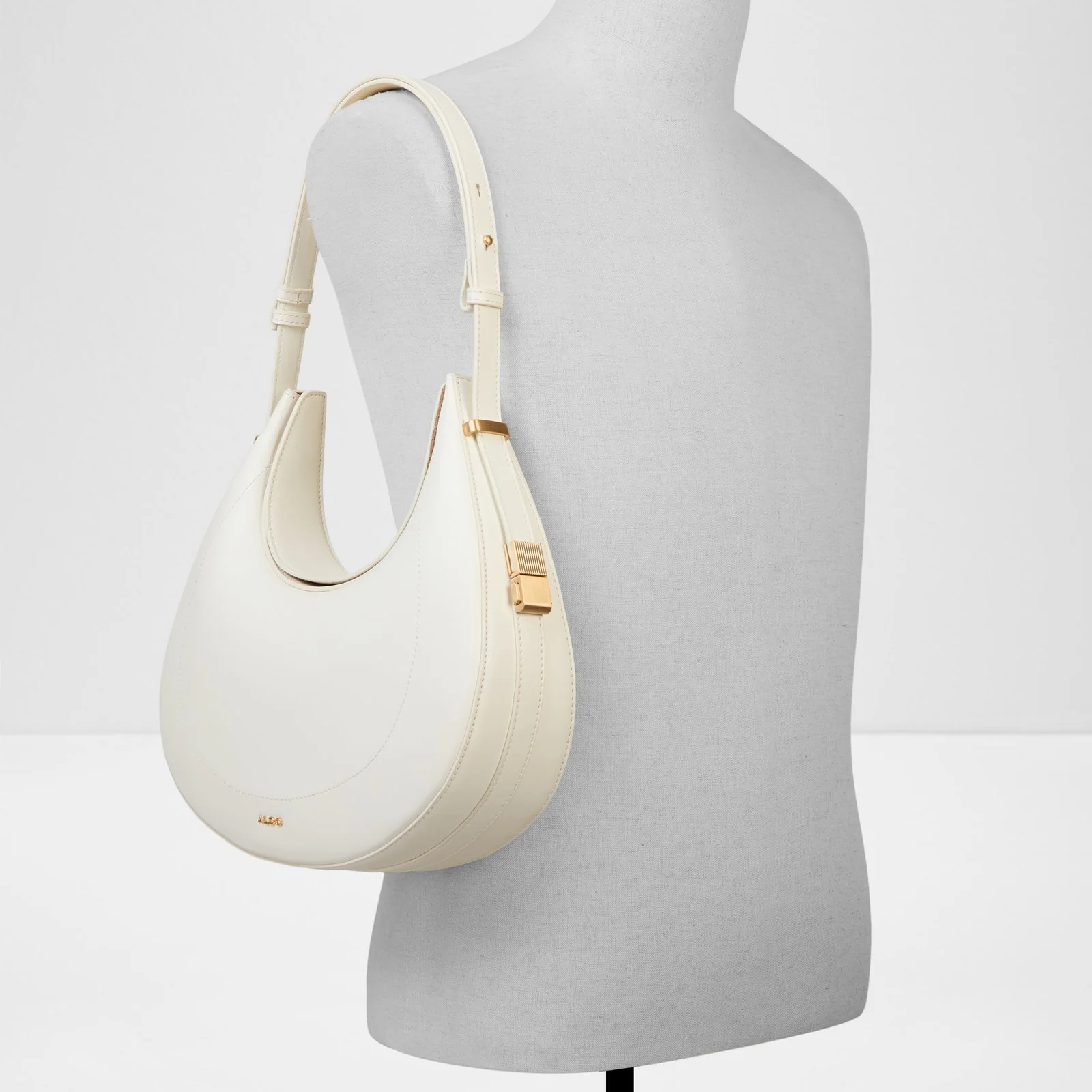 Miah - Image 5