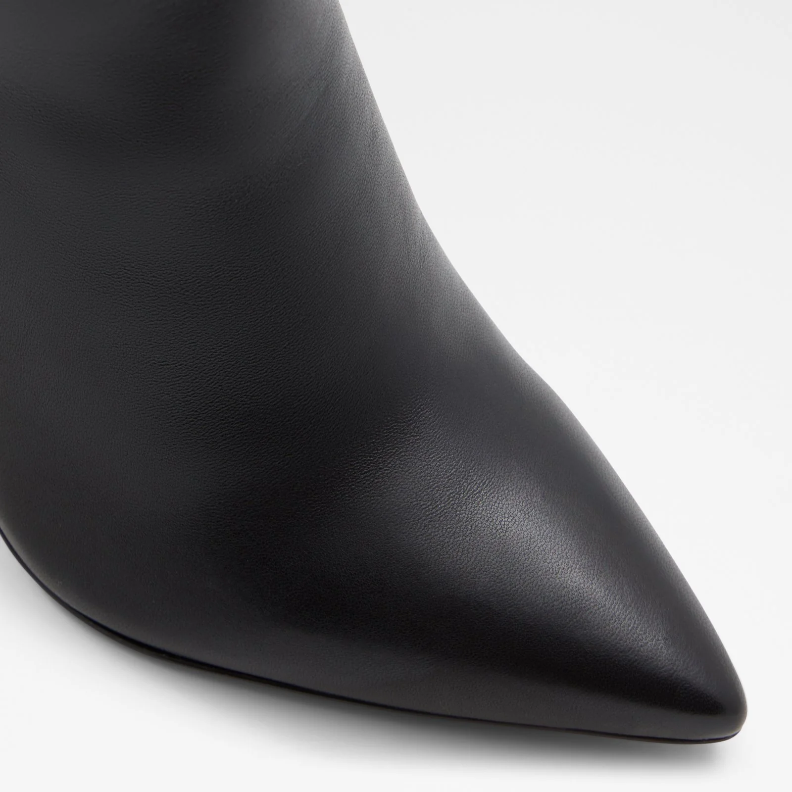 Milann - Image 6