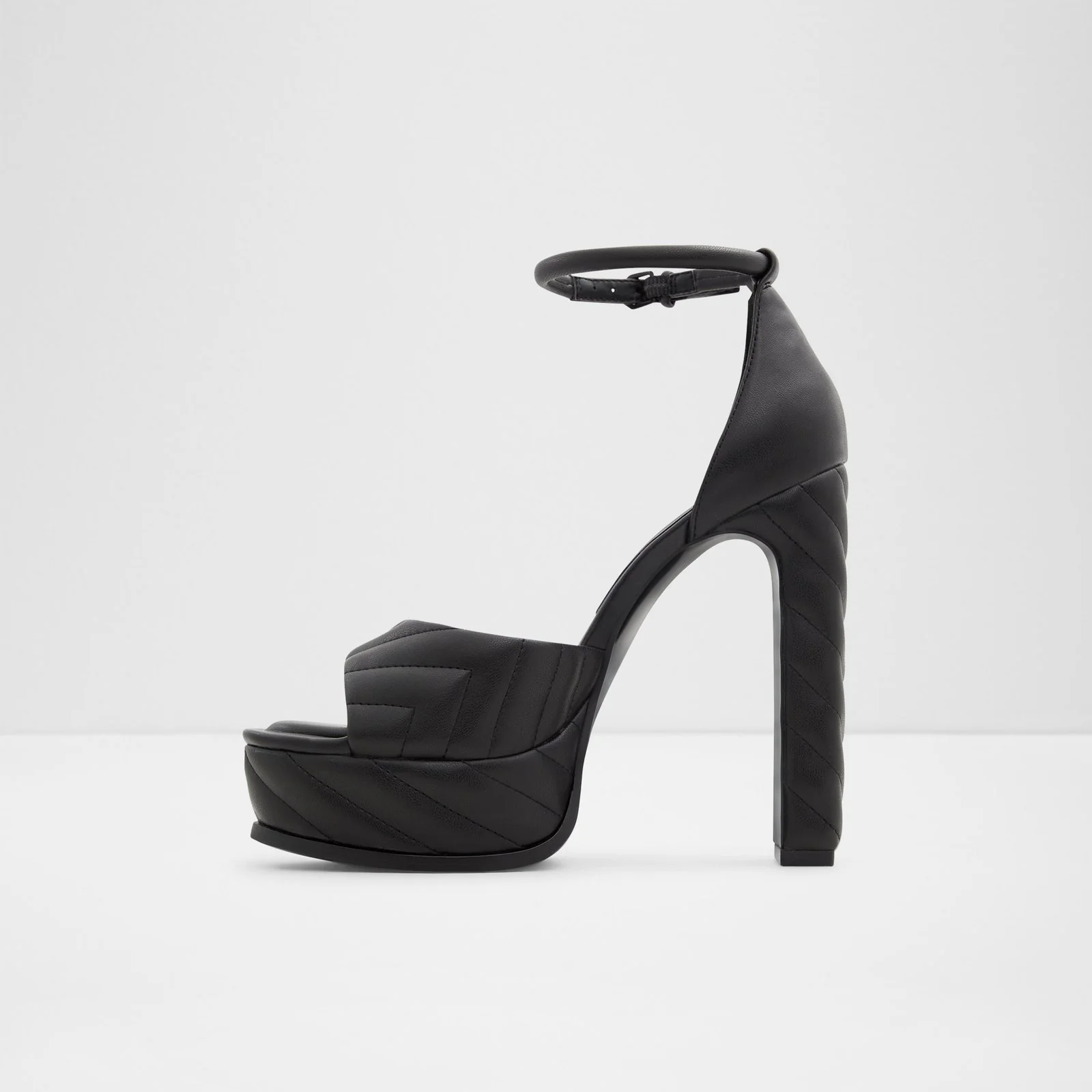 Milena - Image 4
