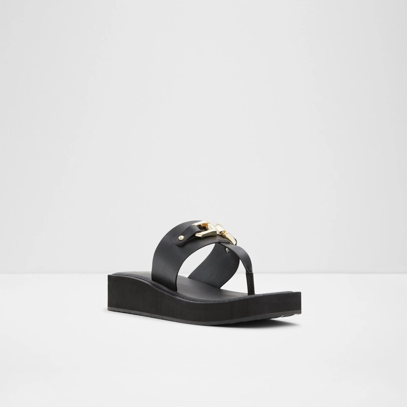 Poolside - Image 5