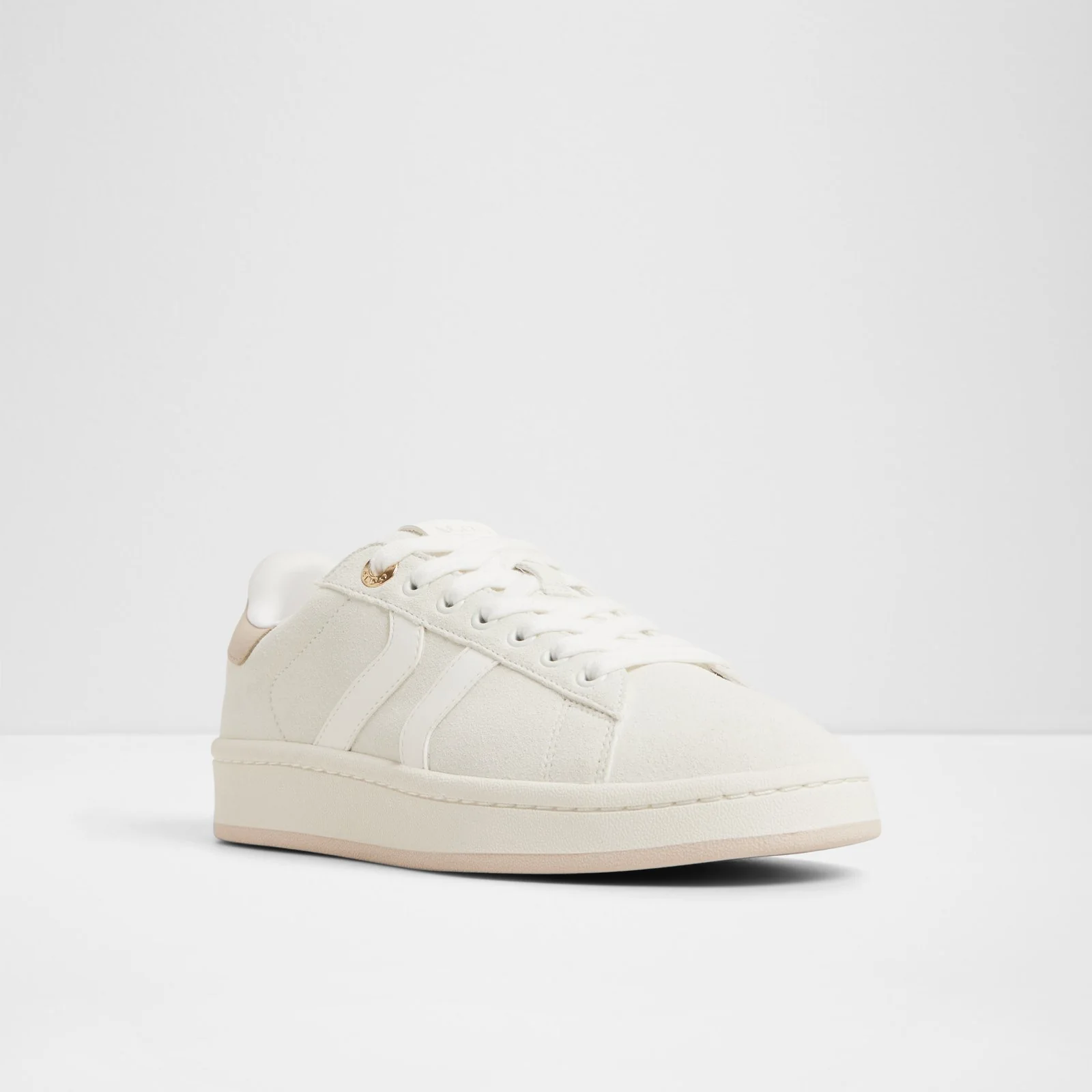 Retrochic - Image 5