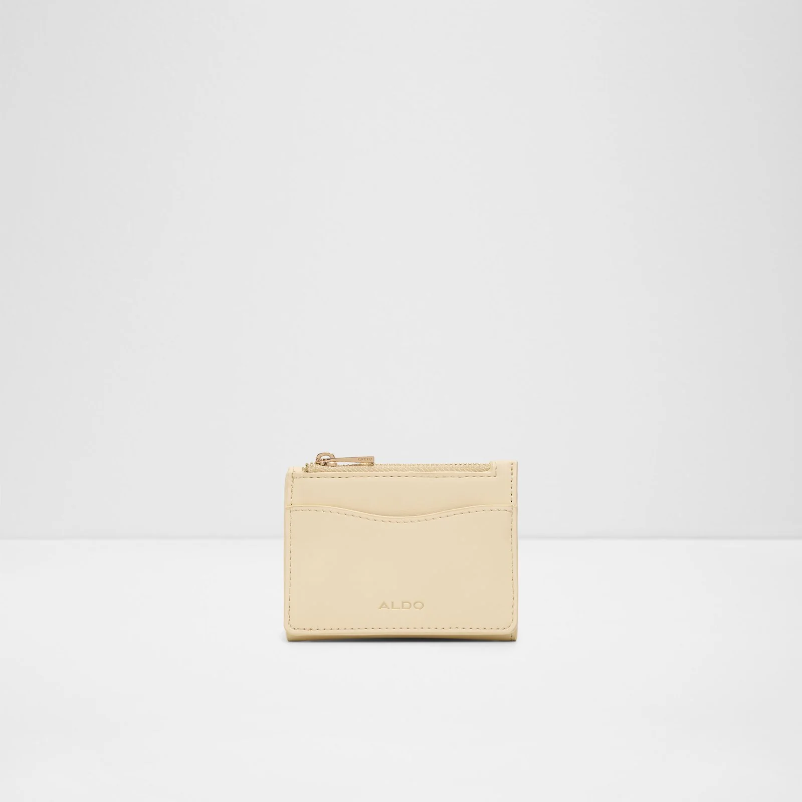 Riella - Image 4