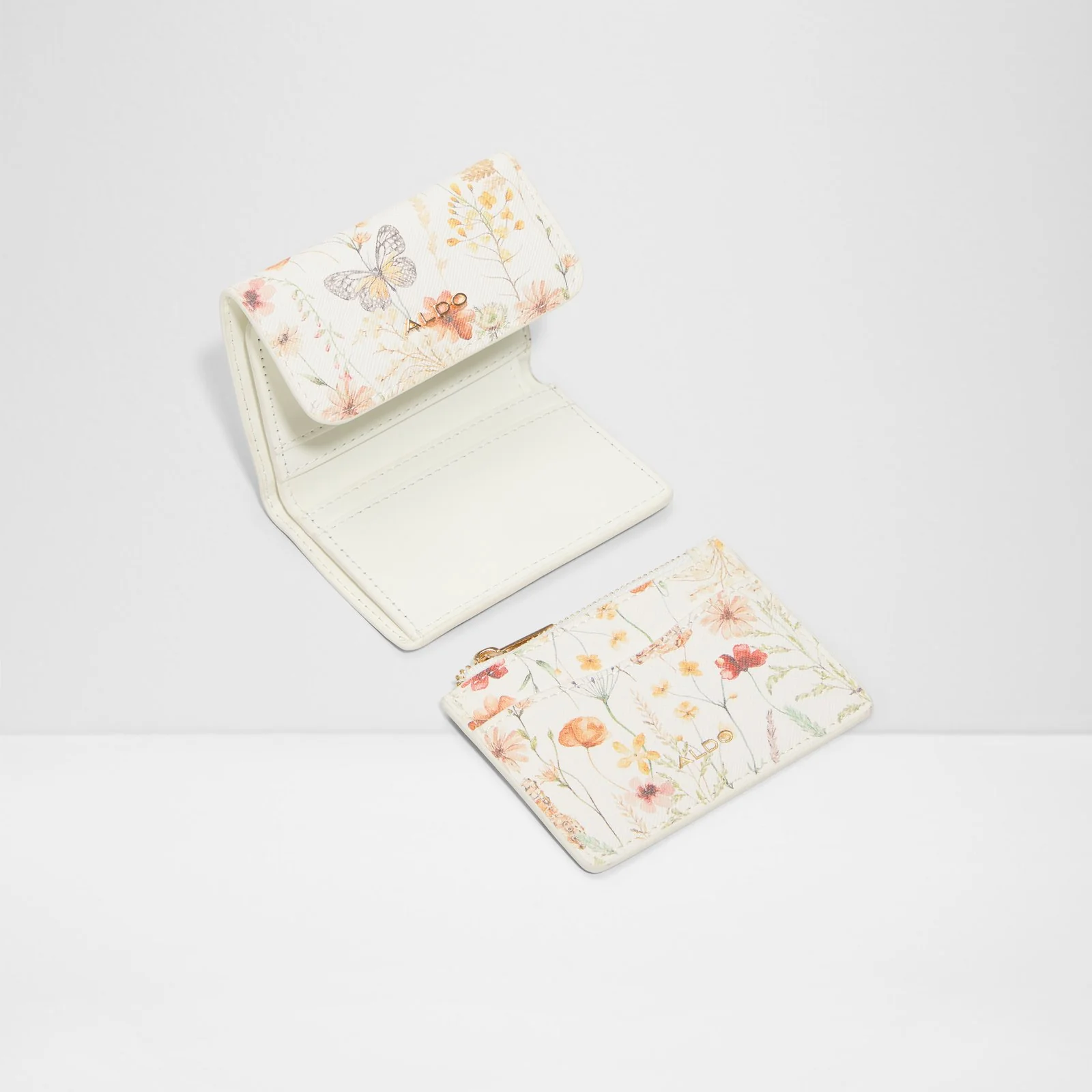 Riella - Image 3