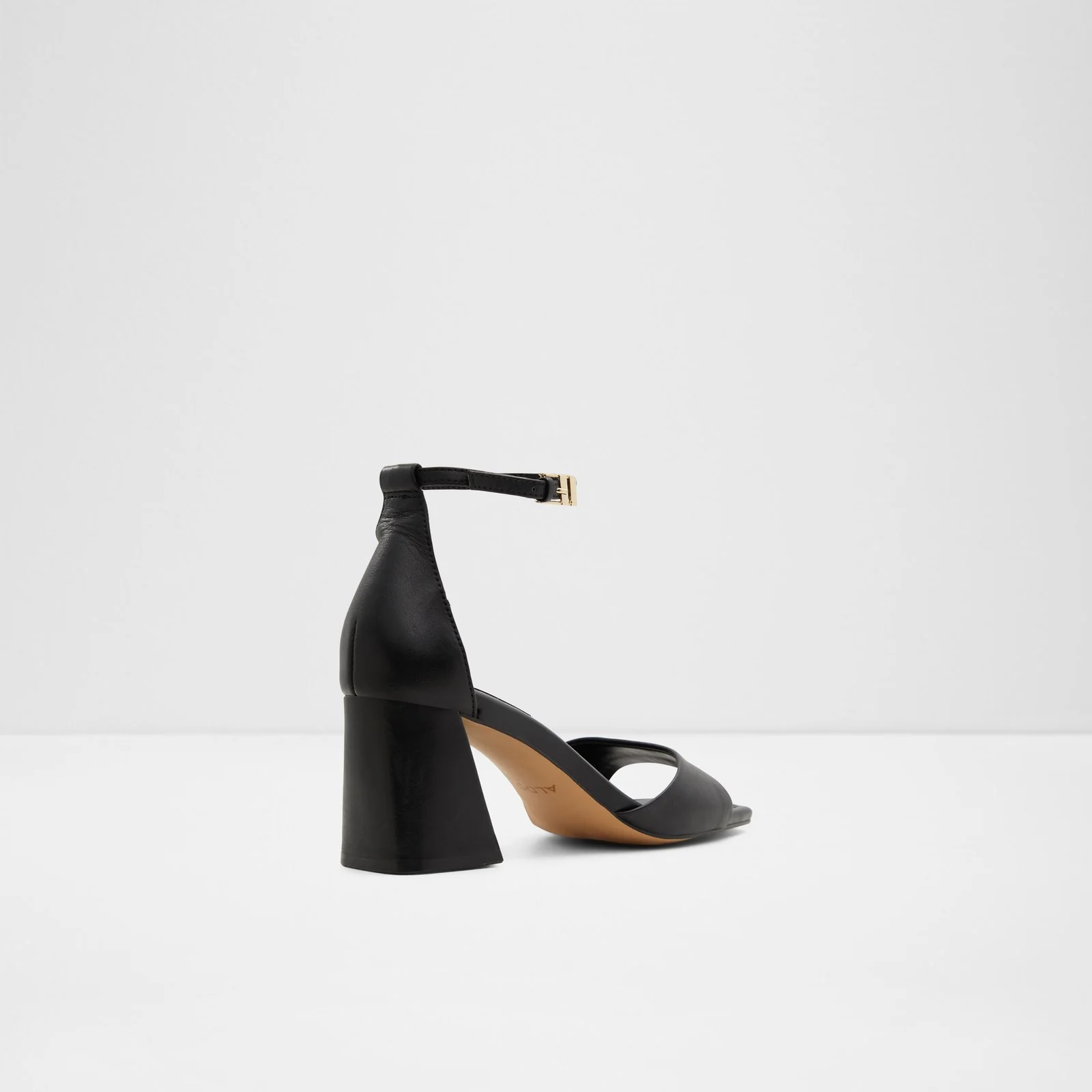 Safdie - Image 3
