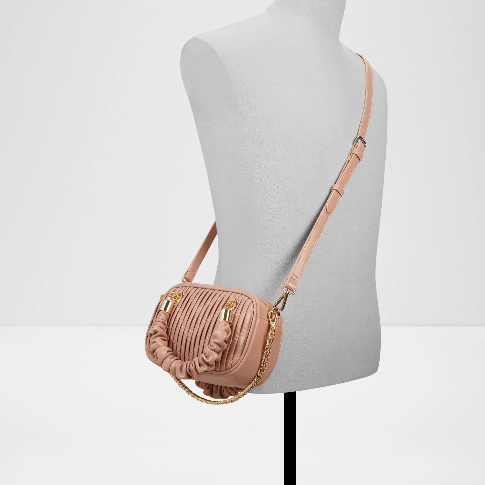 Safira - Image 5