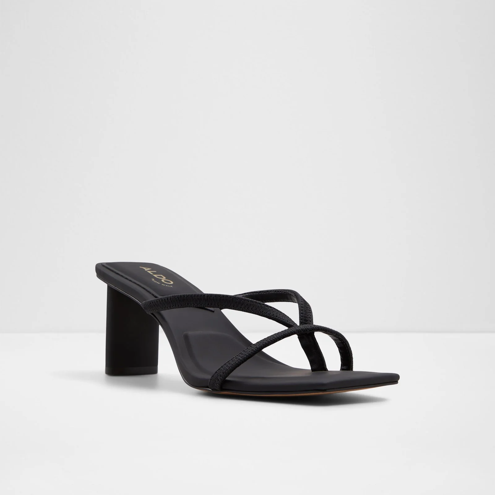 Sanne - Image 5