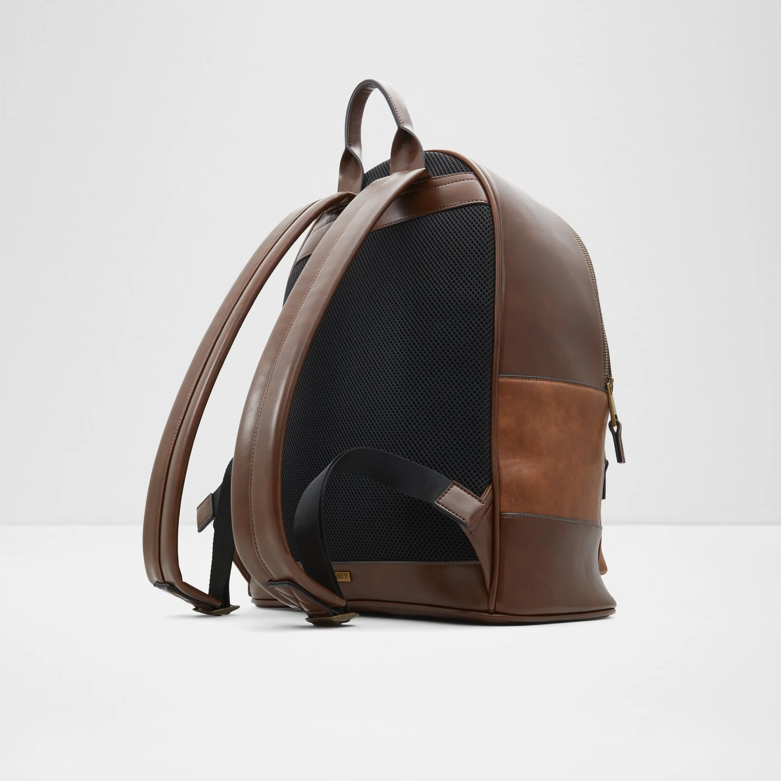 Seater - Image 4