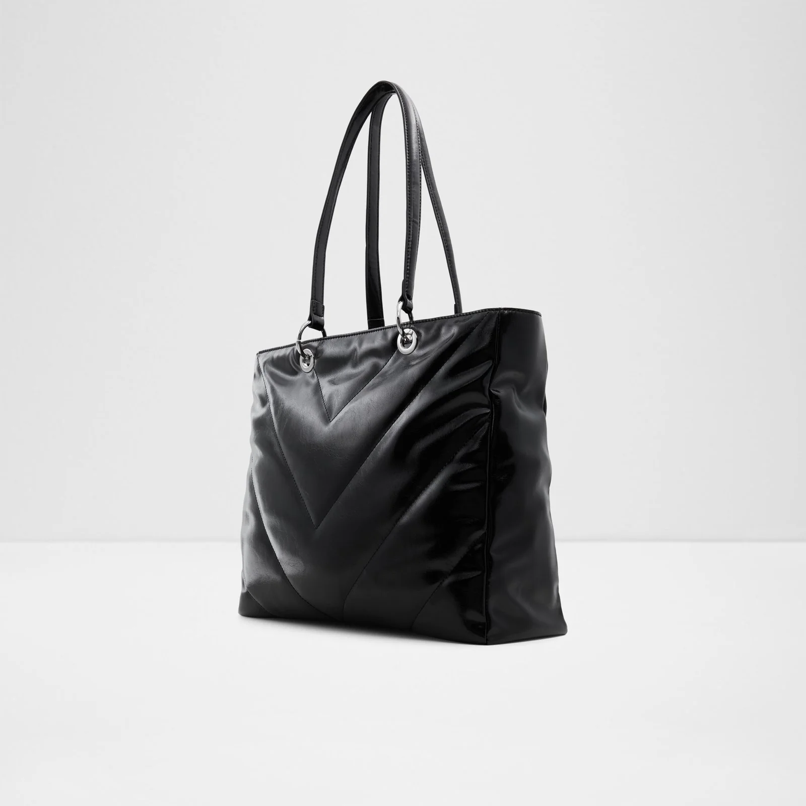 Yborelle - Image 3