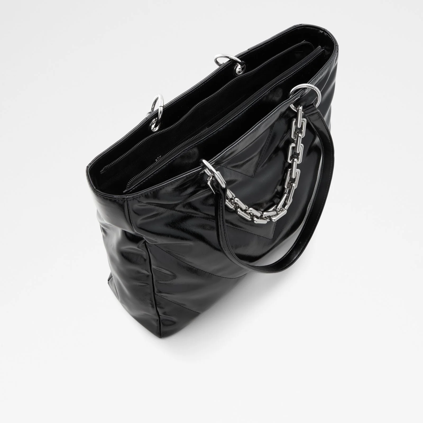 Yborelle - Image 4